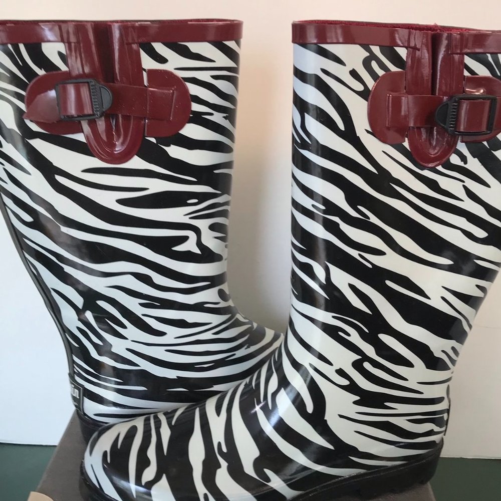 Austin Trading Company Zebra Rain Boots